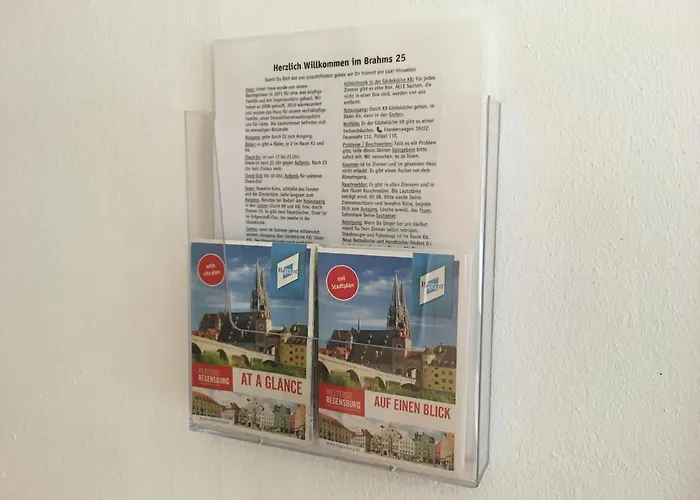 Brahms 25 Проживання в сім'ї