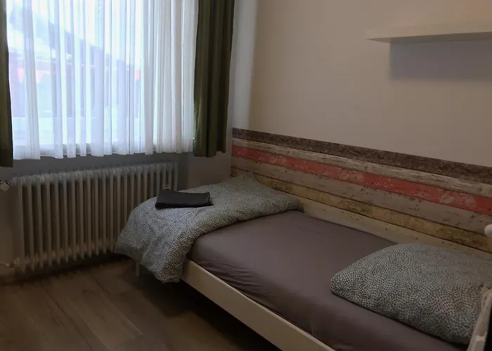 Brahms 25 Homestay *