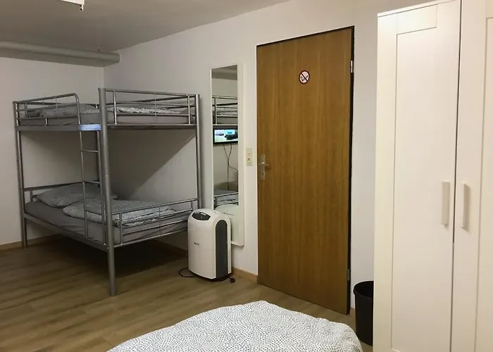 Homestay Brahms 25 *