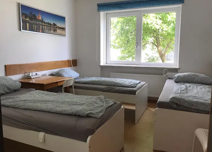 Homestay Brahms 25 *